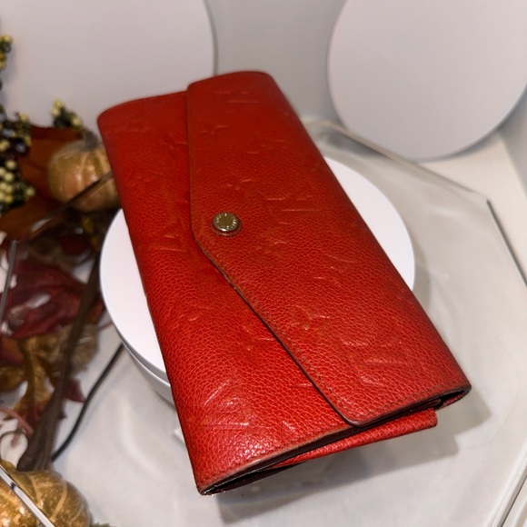 Louis Vuitton Empreinte Curieuse Red Wallet w/Insert - Gently Loved! - Picture 7 of 12